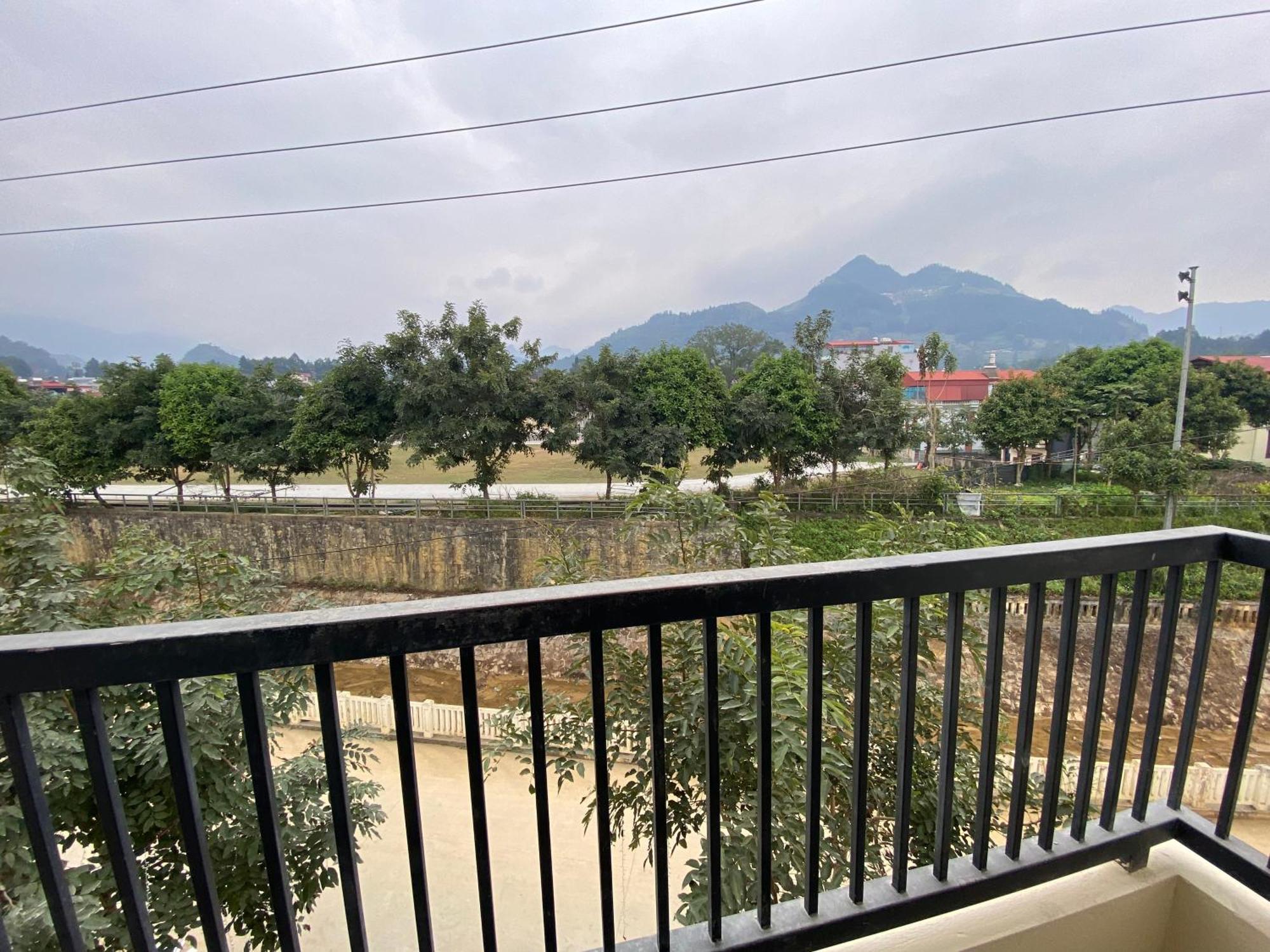 באק הא Square Homestay & Coffee מראה חיצוני תמונה